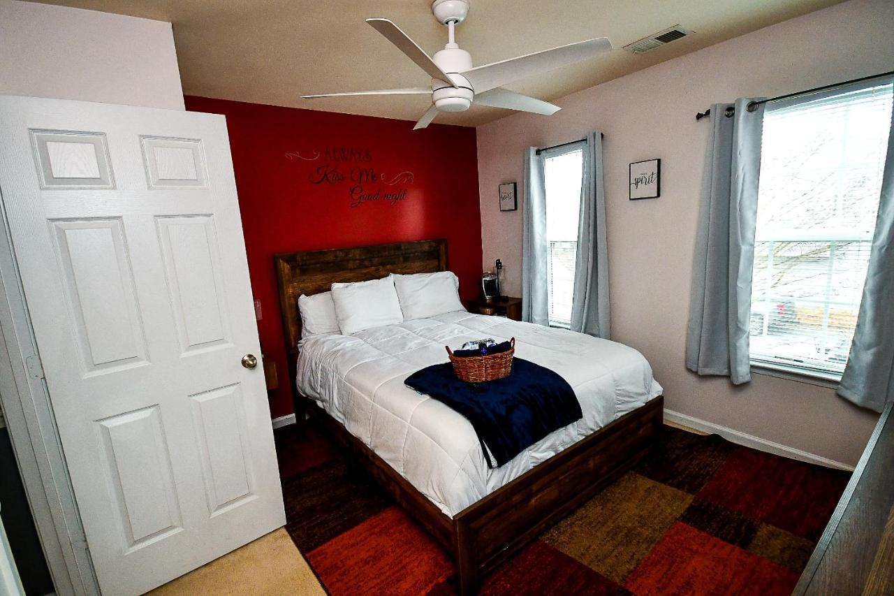 Amazing Large 3 Bed House With King Bed Less Than 10 Miles To Dtwn Atlanta Bagian luar foto